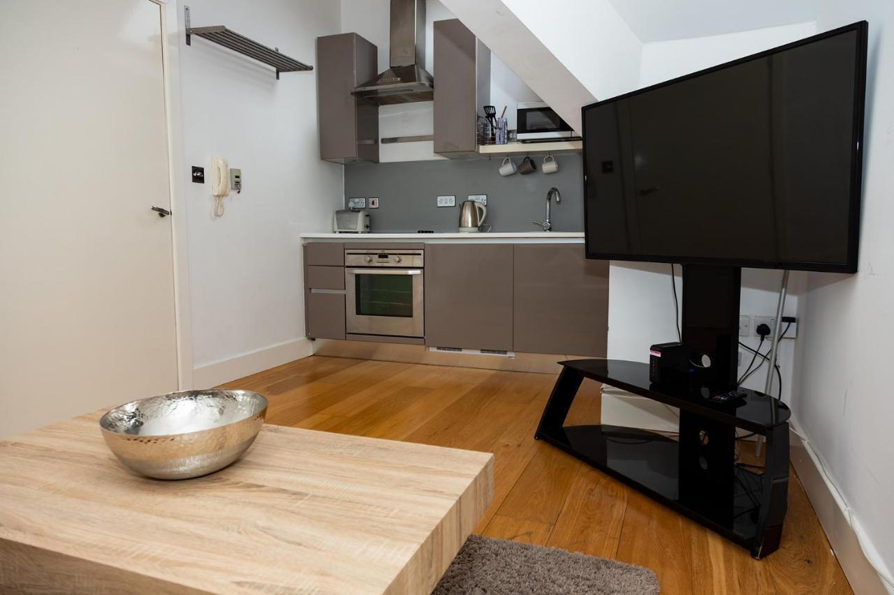 Aa Lets Road Apartment