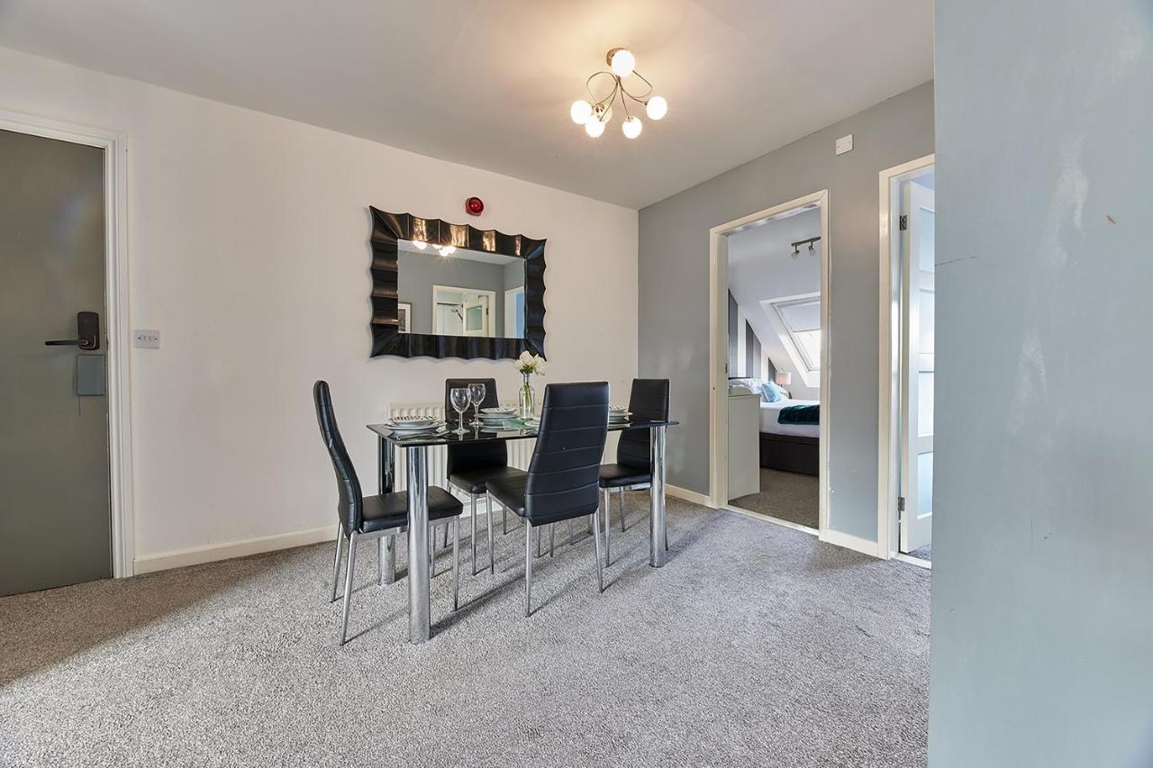Apartment Host & Stay - Portland Road Suites