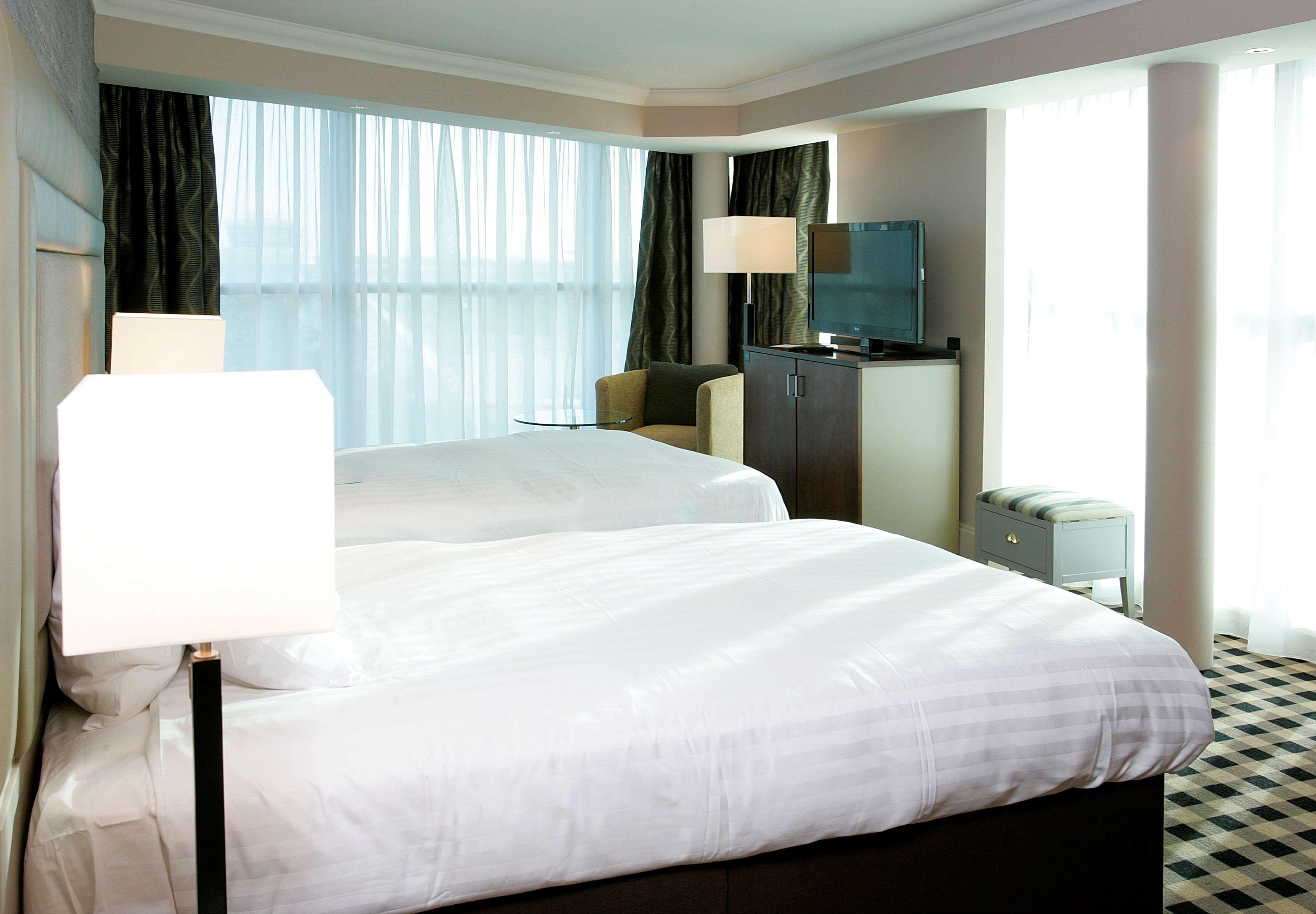 Doubletree By Hilton International Airport Hotel