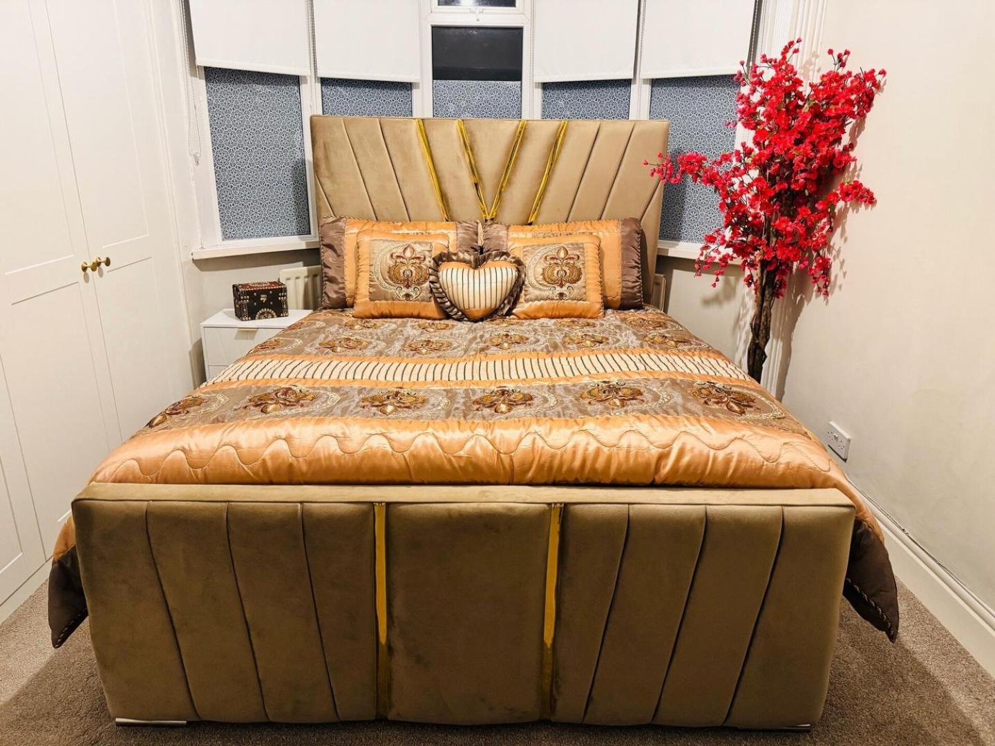 Holiday home Elegant 4br Home: Stylish Comfort Retreat