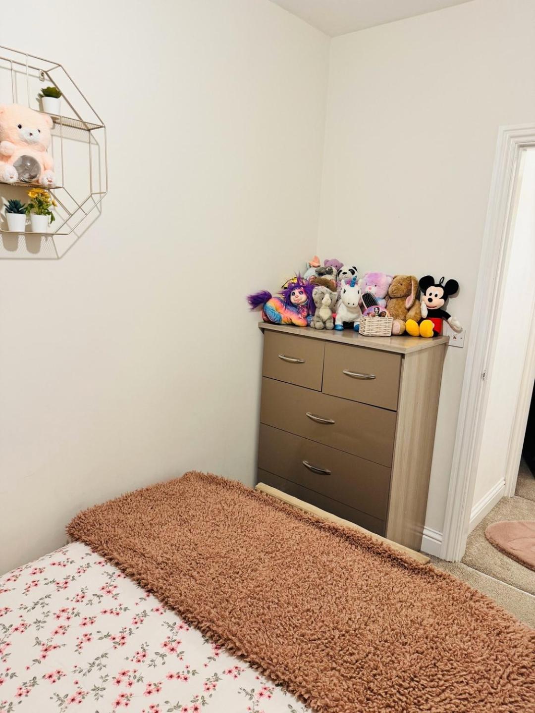 Elegant 4br Home: Stylish Comfort Retreat Holiday home Newcastle upon Tyne