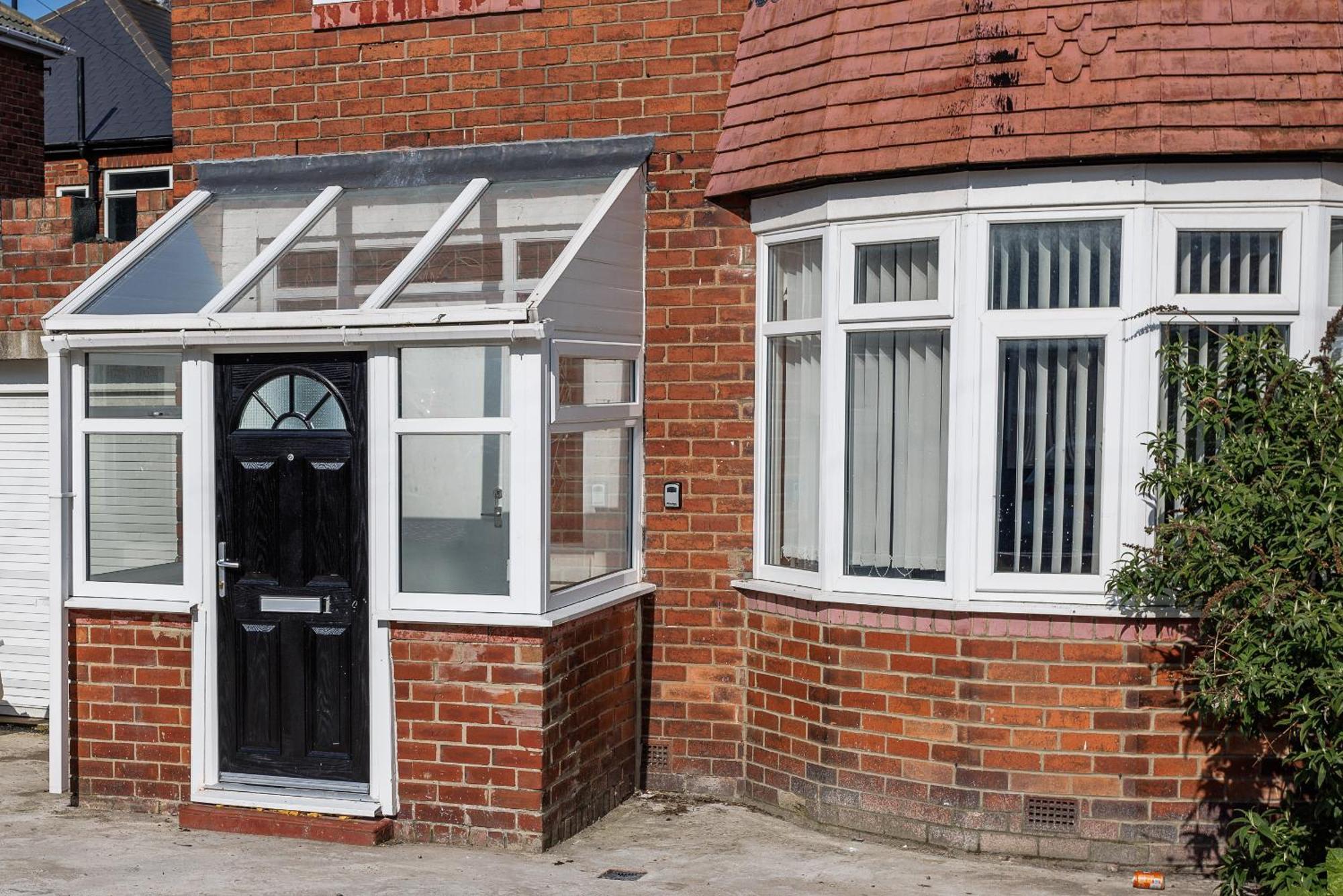 Sleek 4 Bed In Newcastle- Sleeps 9 - Parking Newcastle upon Tyne