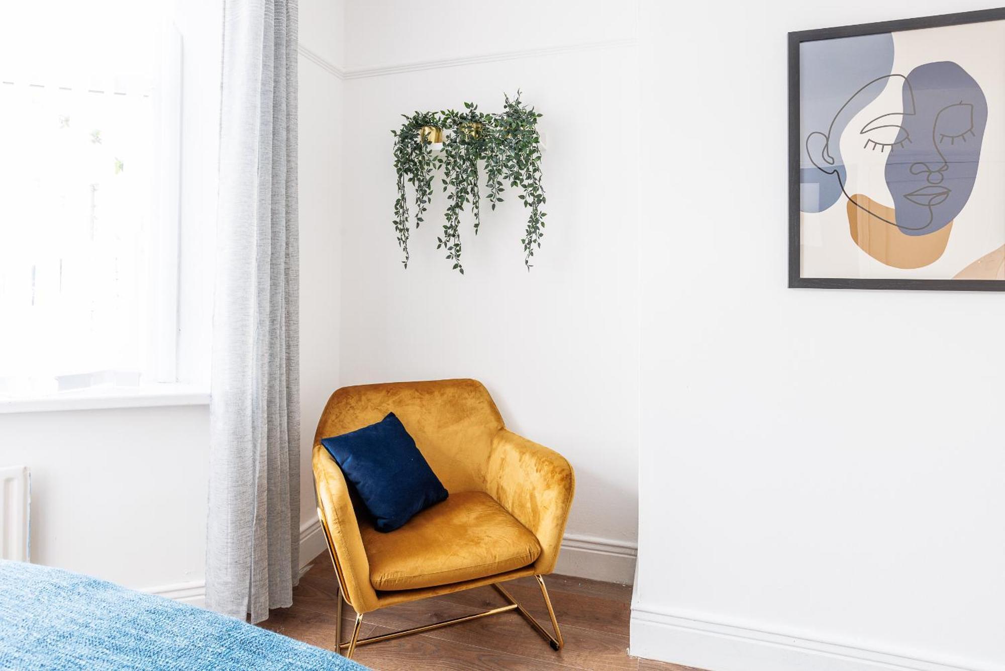 Sleek 4 Bed In Newcastle- Sleeps 9 - Parking Newcastle upon Tyne