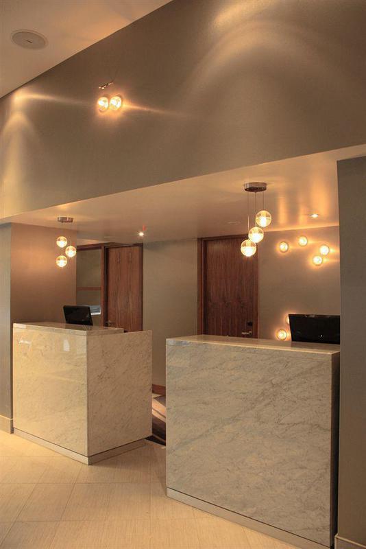 Hotel Sandman Signature