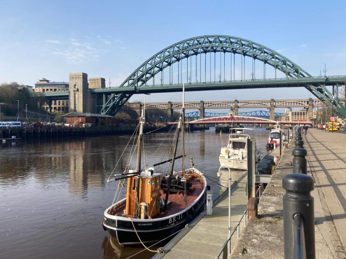 Mosley Street, Getaway * Newcastle upon Tyne