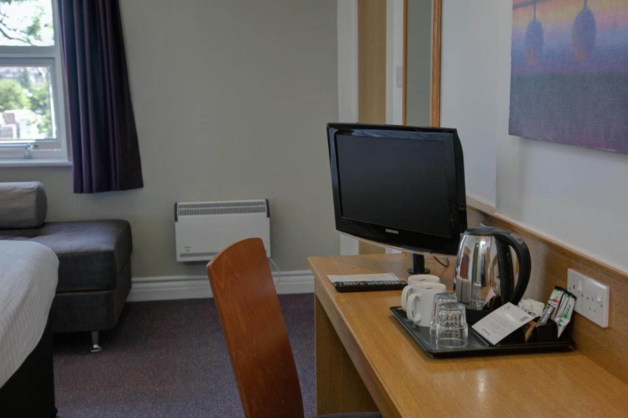 Embassy Hotel, Gateshead Newcastle, Sure Collection By Western 3*
