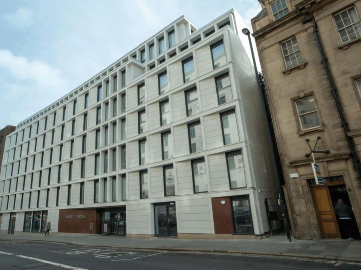 Stylish Ensuite Bedrooms With Private Bathroom And Fully-equipped At Market House In Apartment Newcastle upon Tyne
