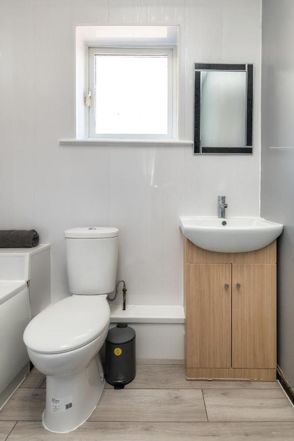 Apartment City Centre Super Spacious Free Parking And Wi Fi *
