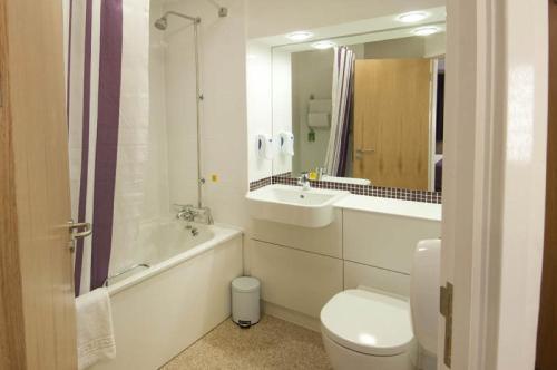 Embassy Hotel, Gateshead Newcastle, Sure Collection By Western Newcastle upon Tyne