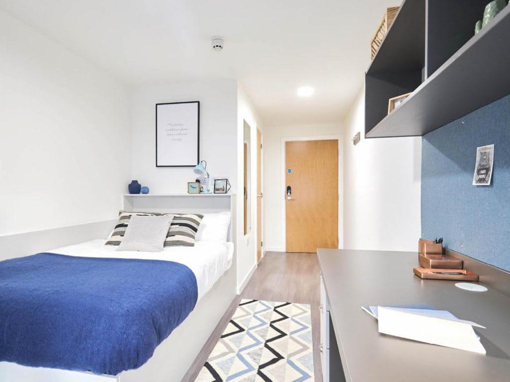 Stylish Ensuite Bedrooms With Private Bathroom And Fully-equipped At Market House In Newcastle upon Tyne