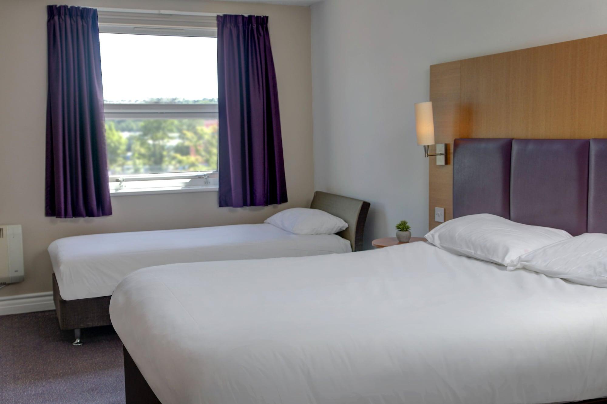 Hotel Embassy Hotel, Gateshead Newcastle, Sure Collection By Western