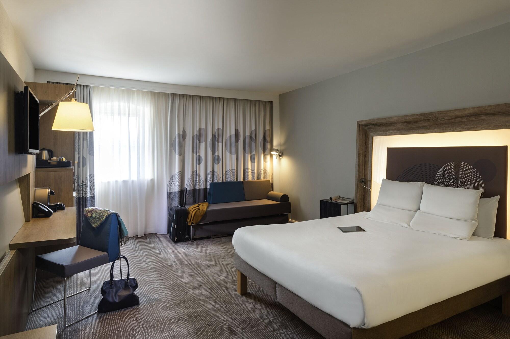 Novotel Airport Hotel