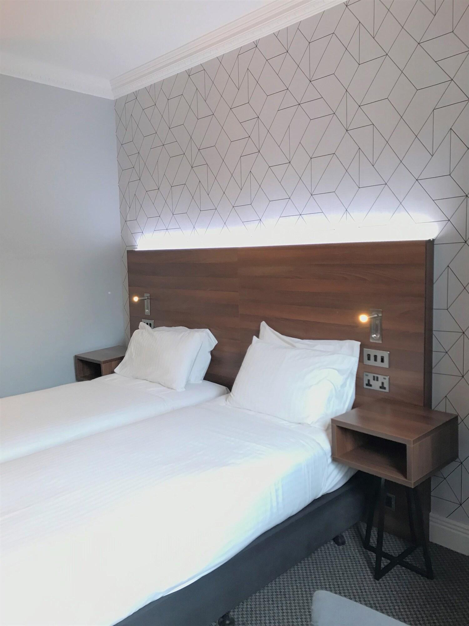 Hotel Carlton 3*