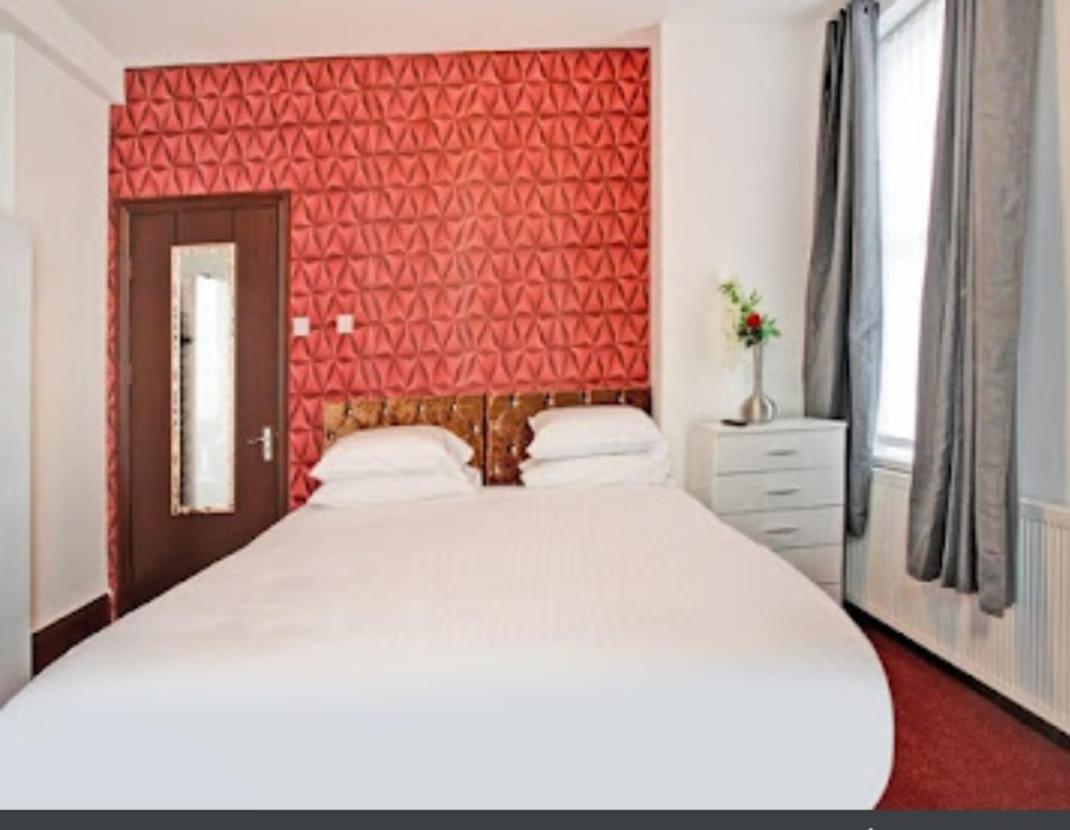 Benwell Apartment