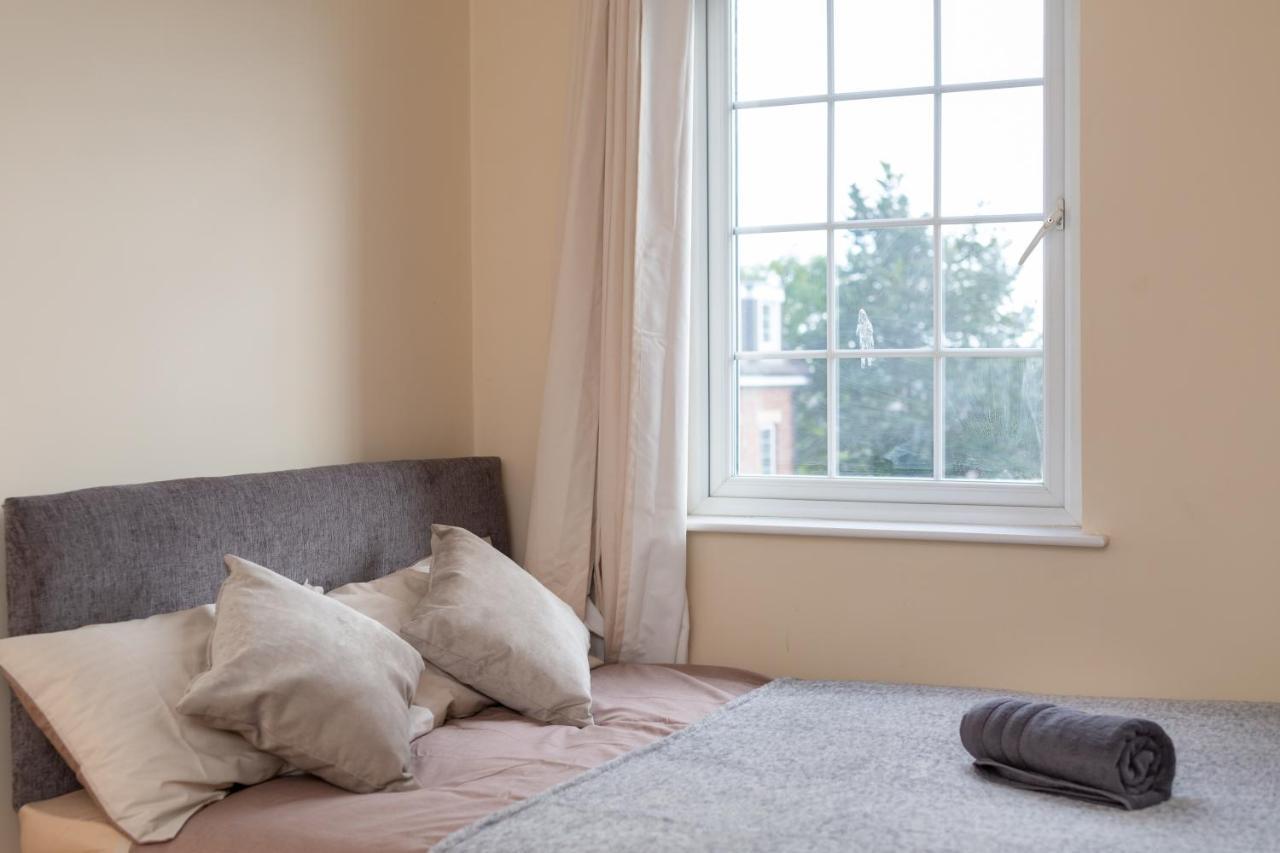 City Centre Town House Free Parking And Wifi Apartment Newcastle upon Tyne