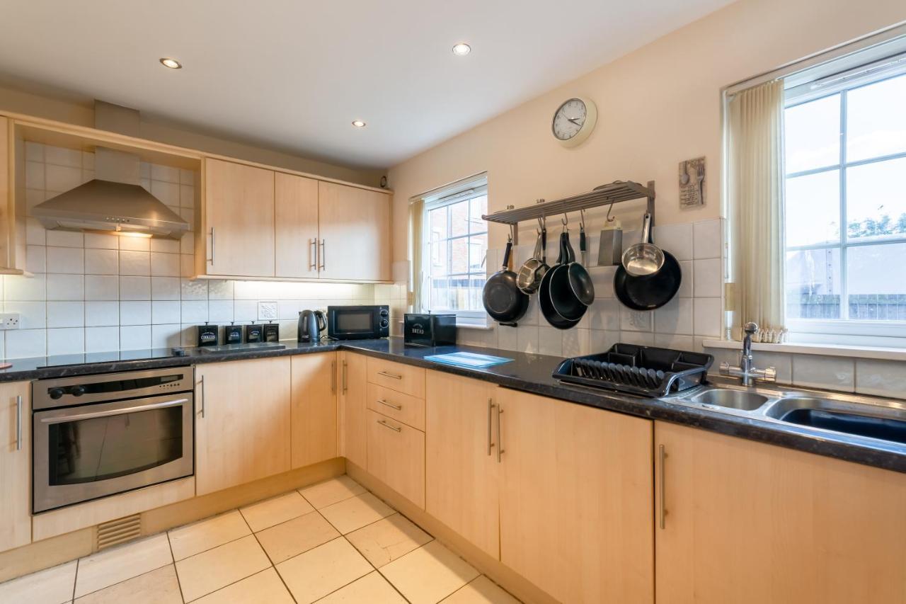 City Centre Town House Free Parking And Wifi *