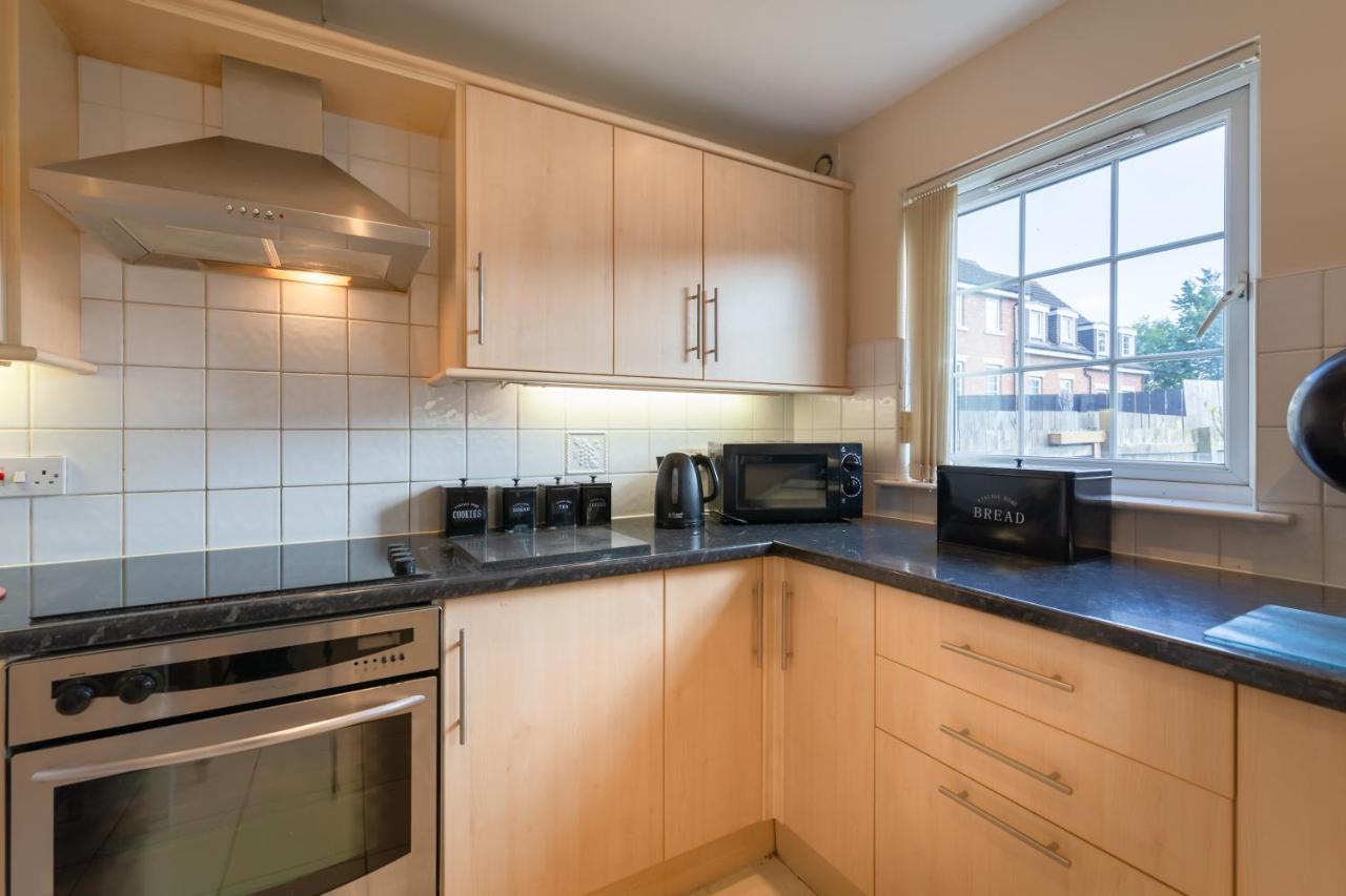 City Centre Town House Free Parking And Wifi