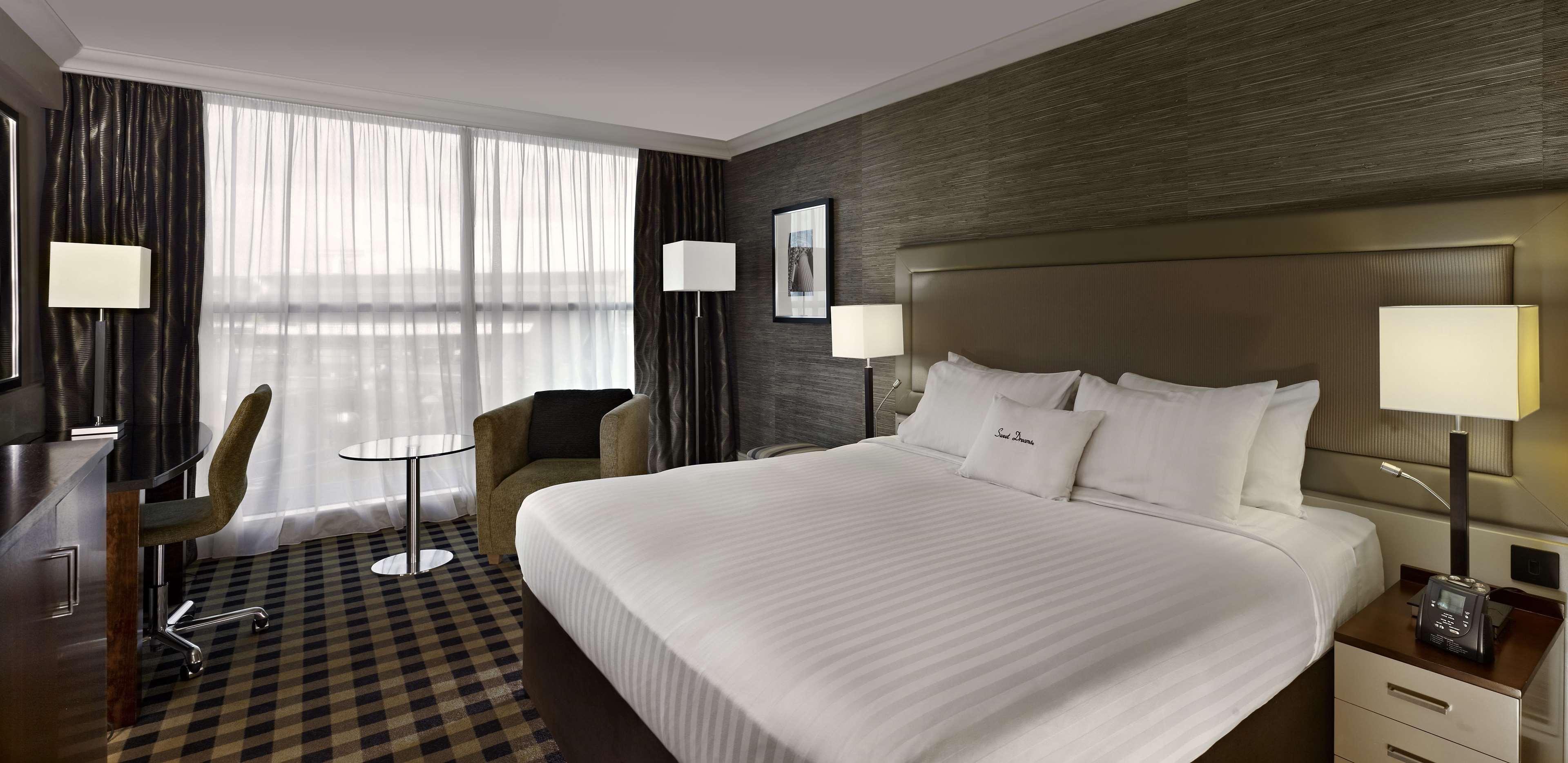Doubletree By Hilton International Airport Hotel 4*