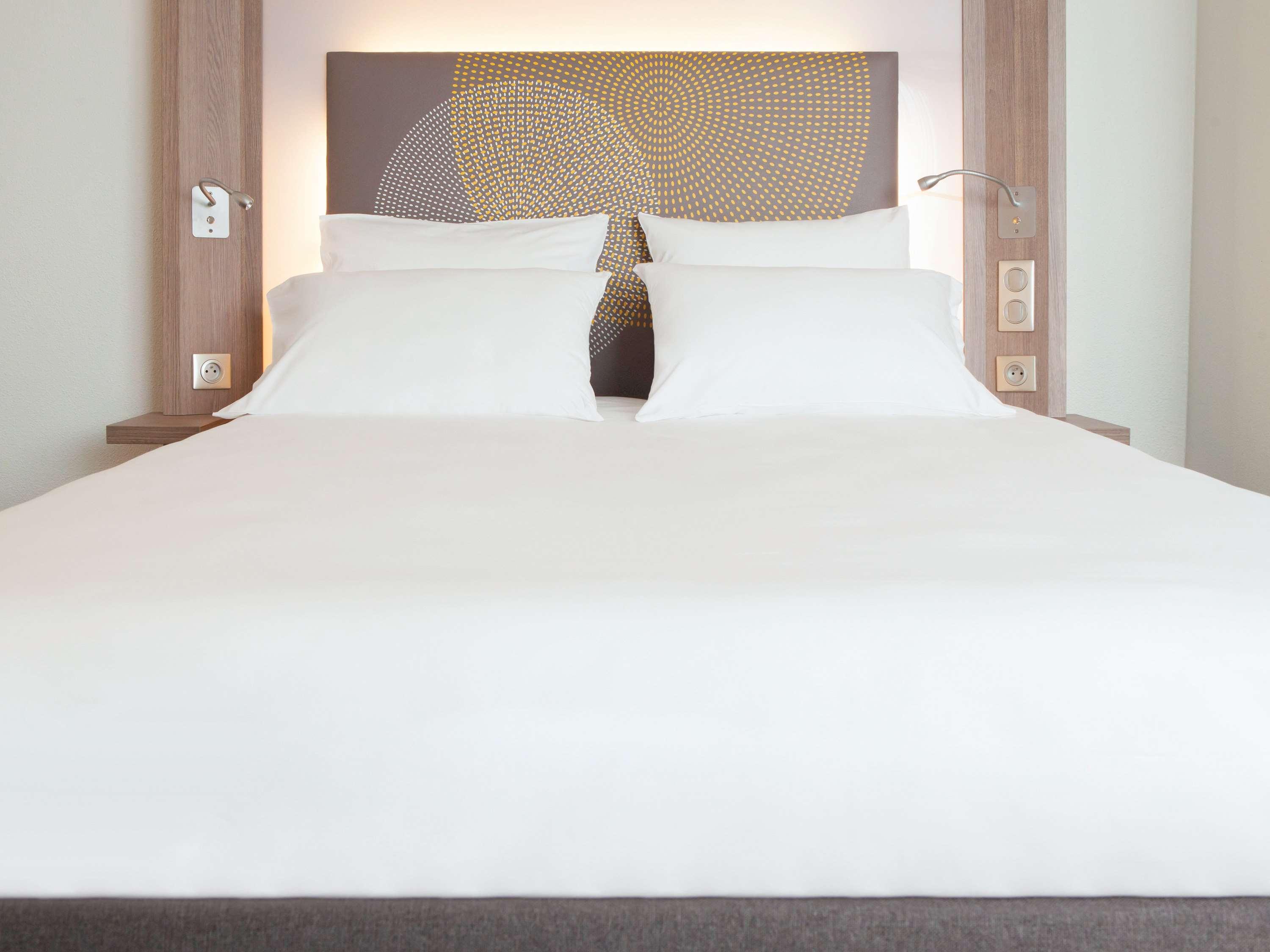 Hotel Novotel Airport 4*