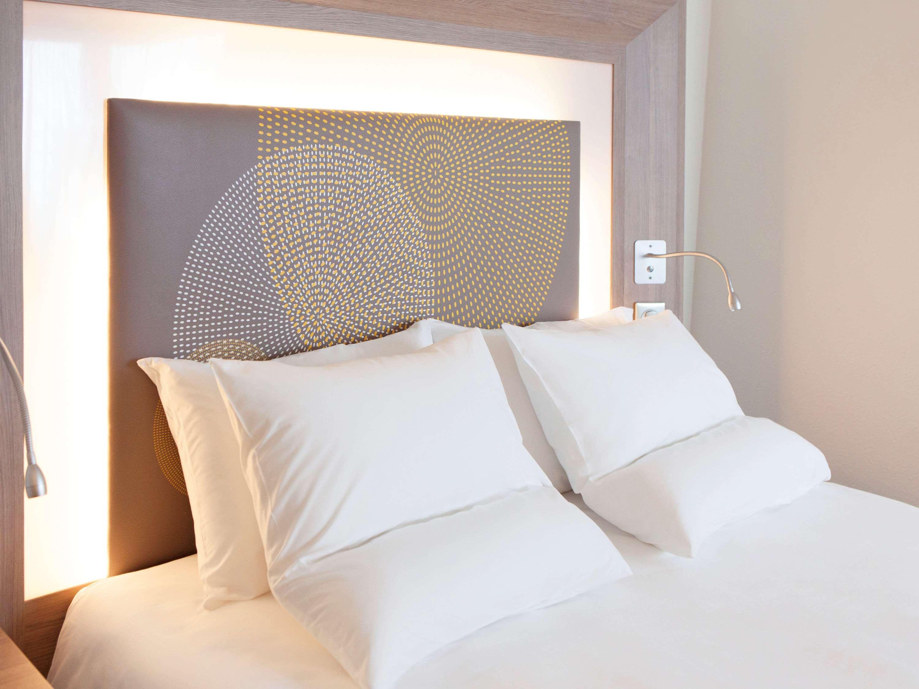 Novotel Airport Hotel