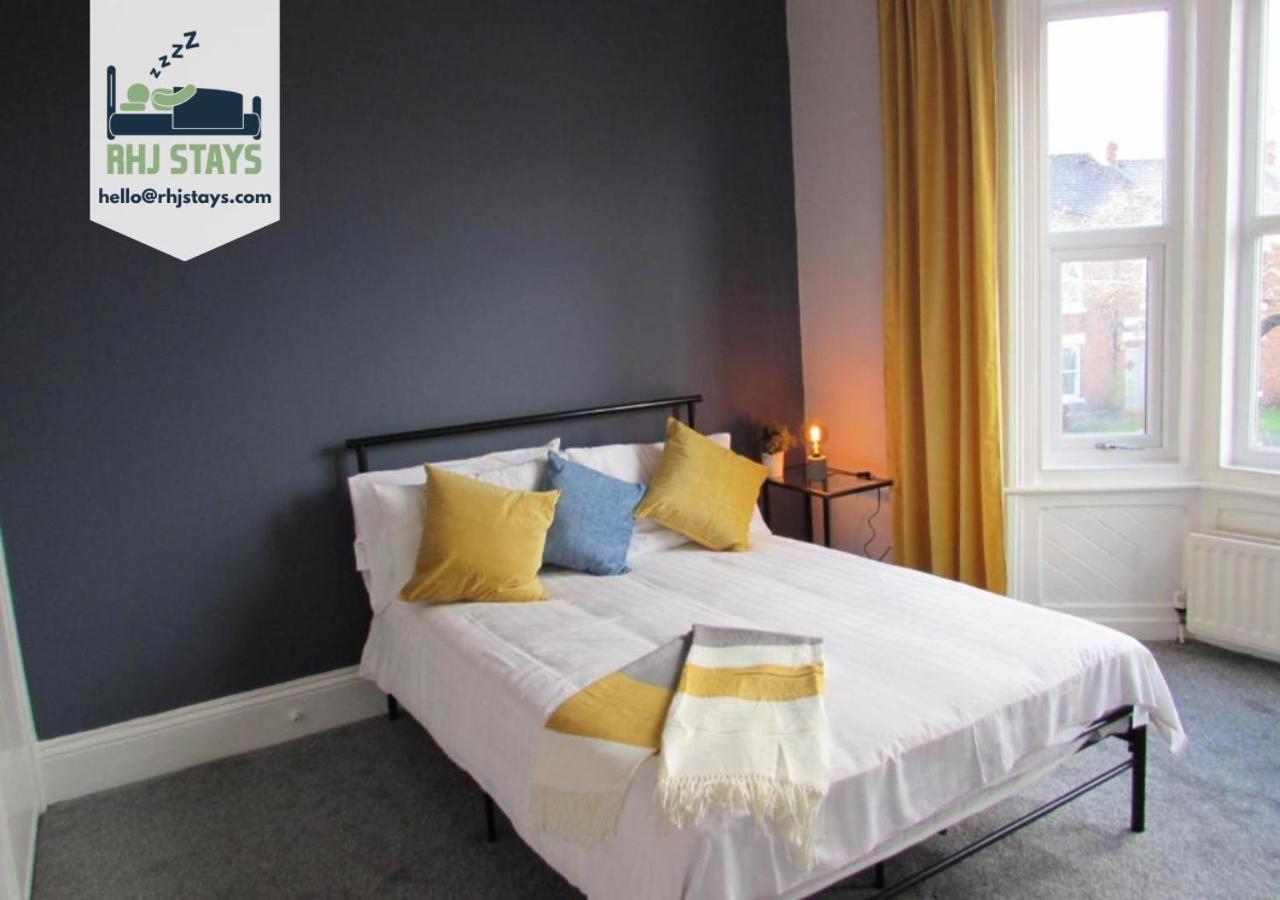 Apartment Heaton-beautiful 3 Double Bedrooms Sleeps 6 Free Parking And Wifi Newcastle upon Tyne
