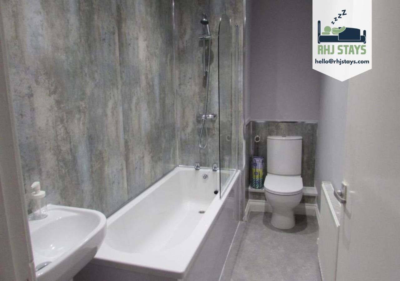 Heaton-beautiful 3 Double Bedrooms Sleeps 6 Free Parking And Wifi * Newcastle upon Tyne