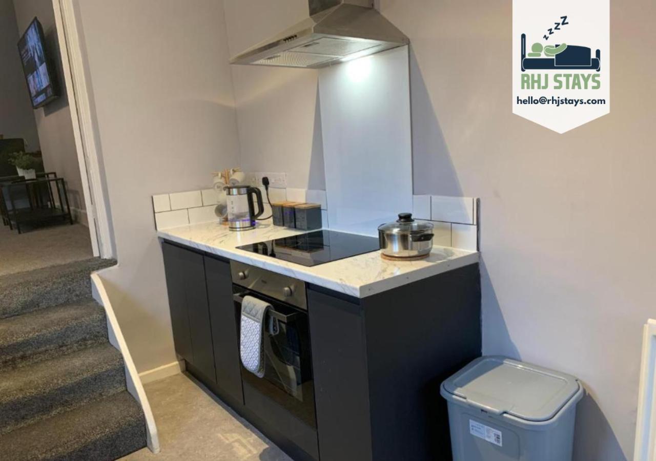 Heaton-beautiful 3 Double Bedrooms Sleeps 6 Free Parking And Wifi Newcastle upon Tyne