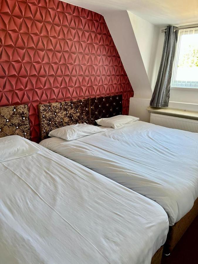 Benwell Apartment *