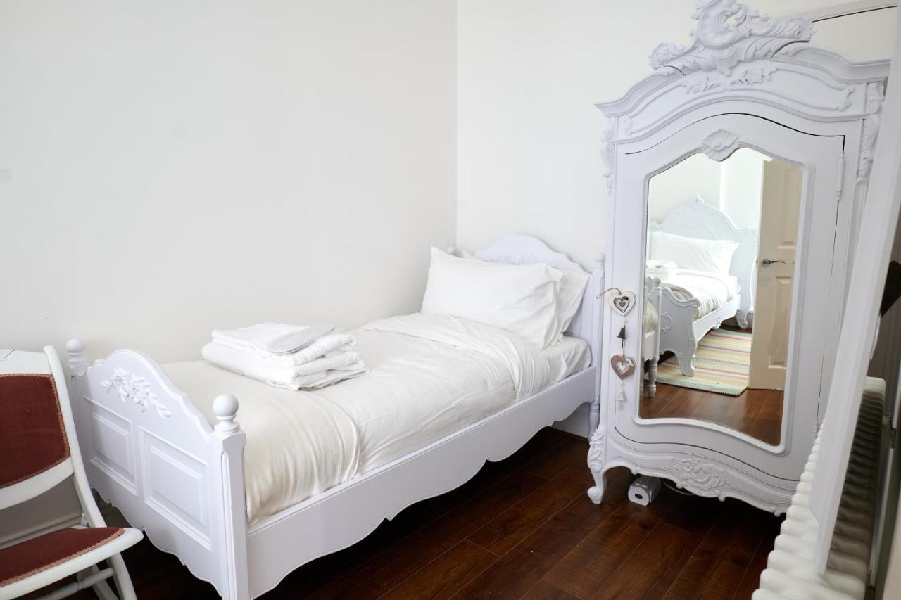Apartment Super Stylish Flat Very Close To Freeman Hospital!