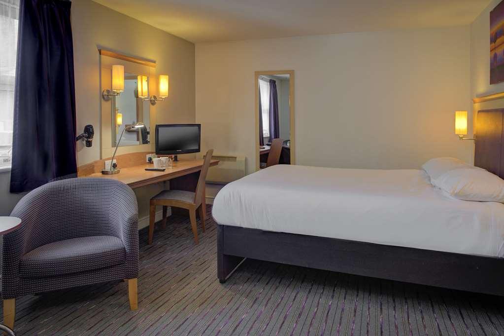 Embassy Hotel, Gateshead Newcastle, Sure Collection By Western