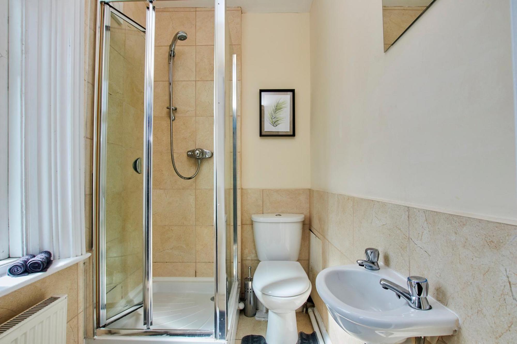 30 Percent Off - Lovely 4 Bed In Apartment *