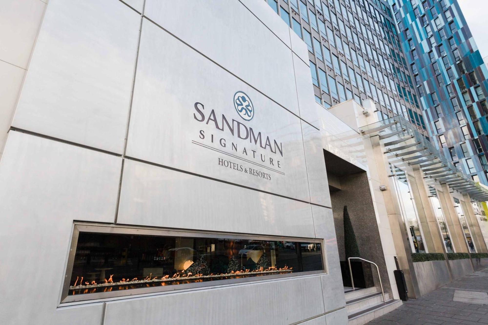 Hotel Sandman Signature 4*
