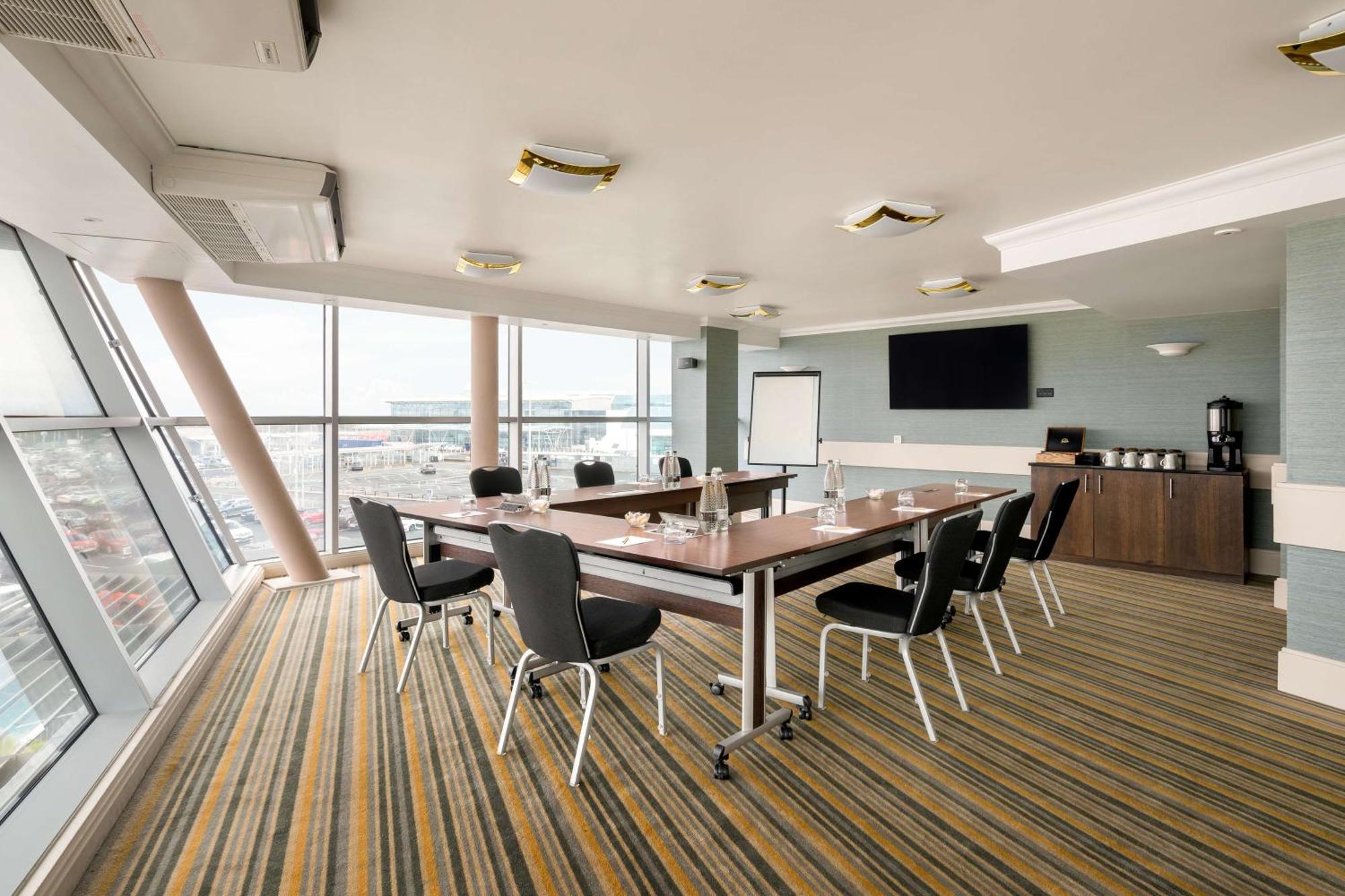 Doubletree By Hilton International Airport Hotel Newcastle upon Tyne