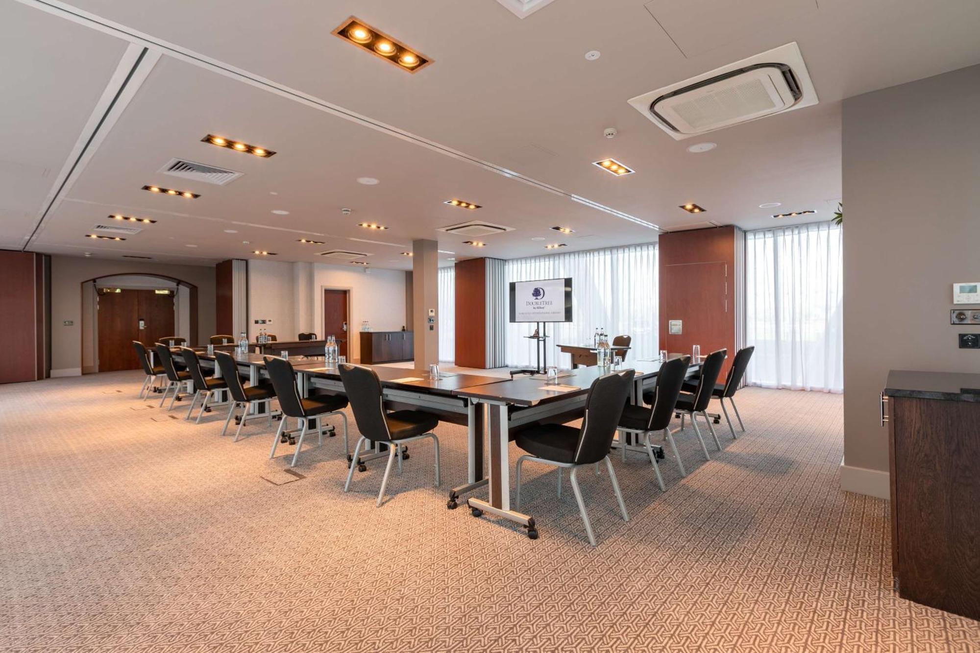 Doubletree By Hilton International Airport