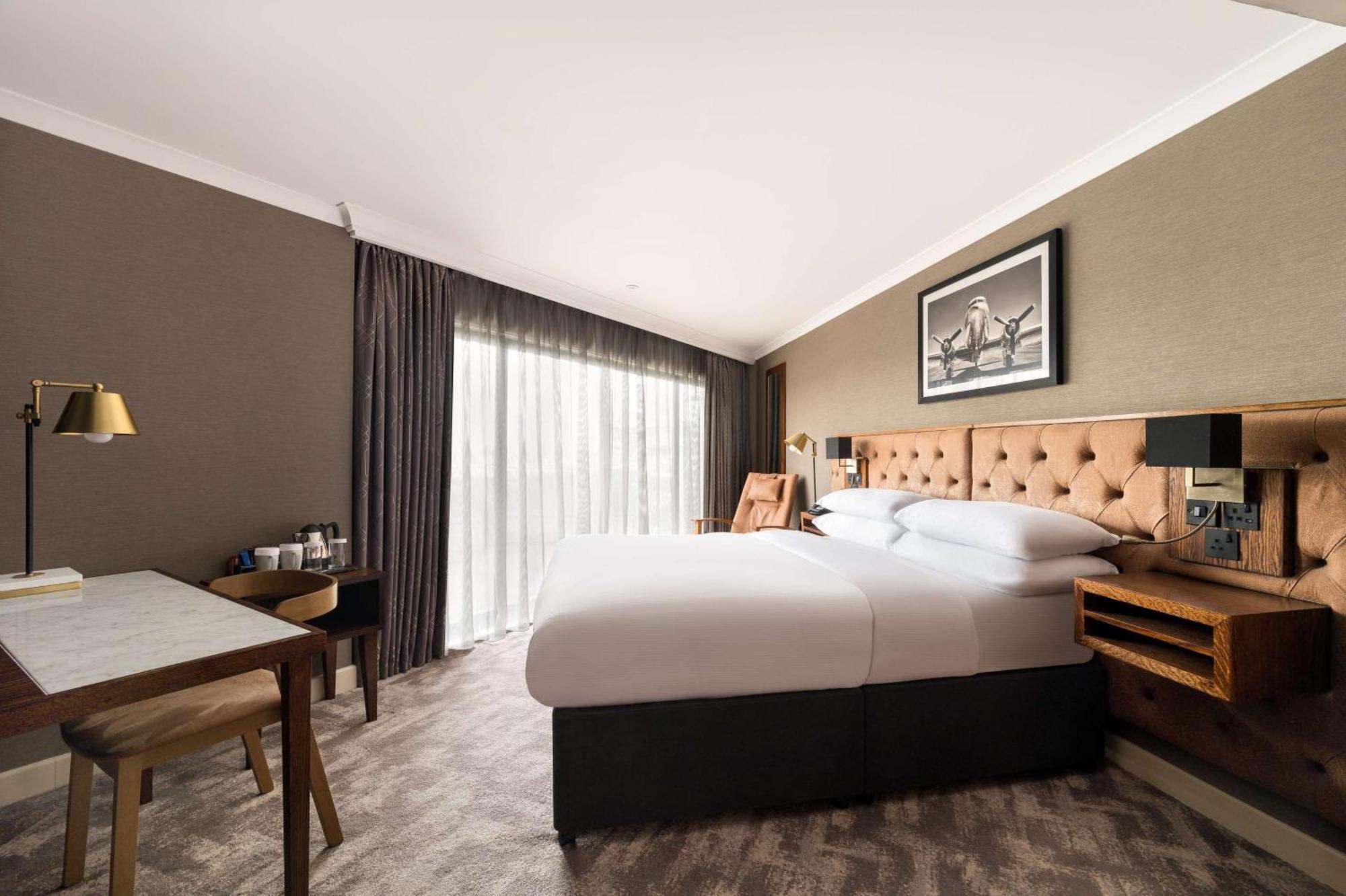 Hotel Doubletree By Hilton International Airport