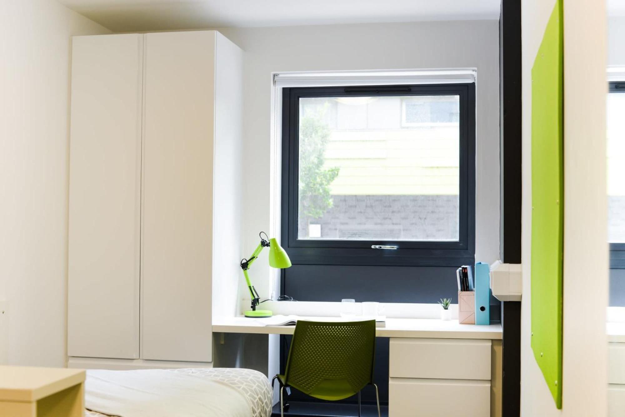 Chic Student Only And Ensuites At St Point In Newcastle upon Tyne