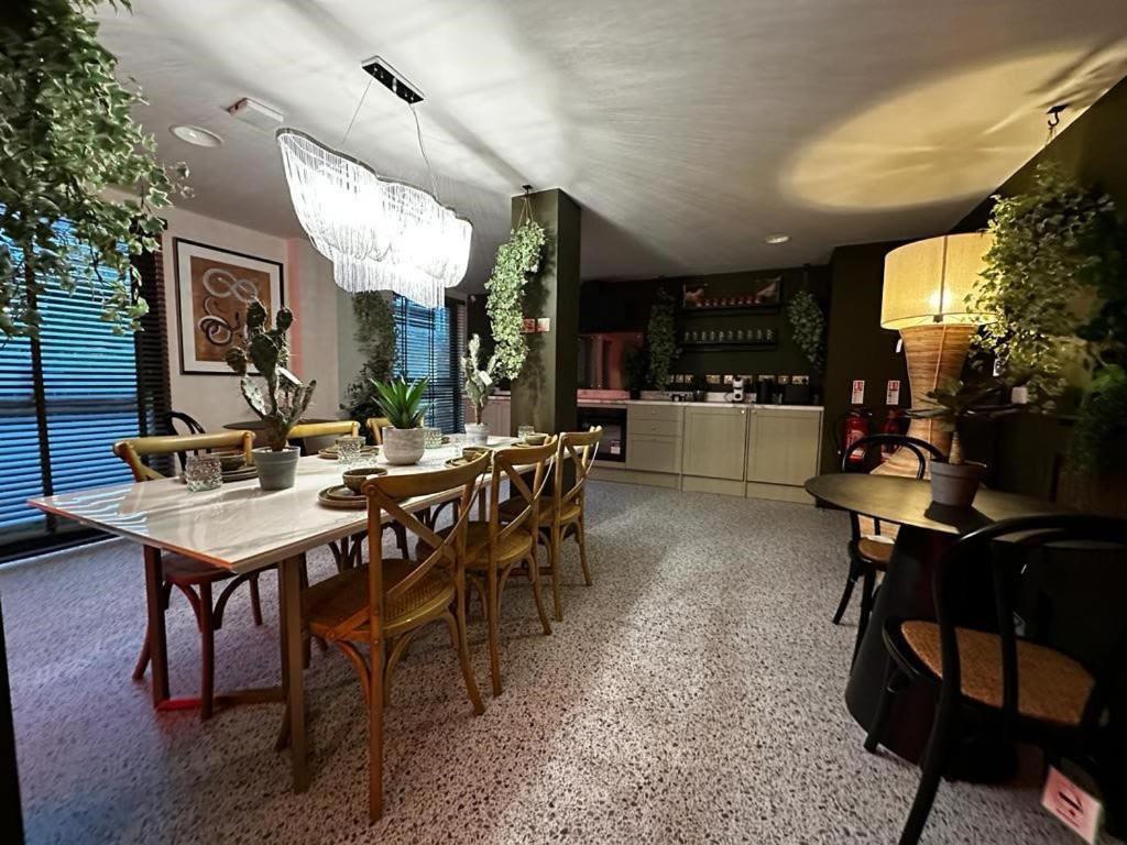Conveniently Situated Ensuite And At 1, Near Main Universities Newcastle upon Tyne