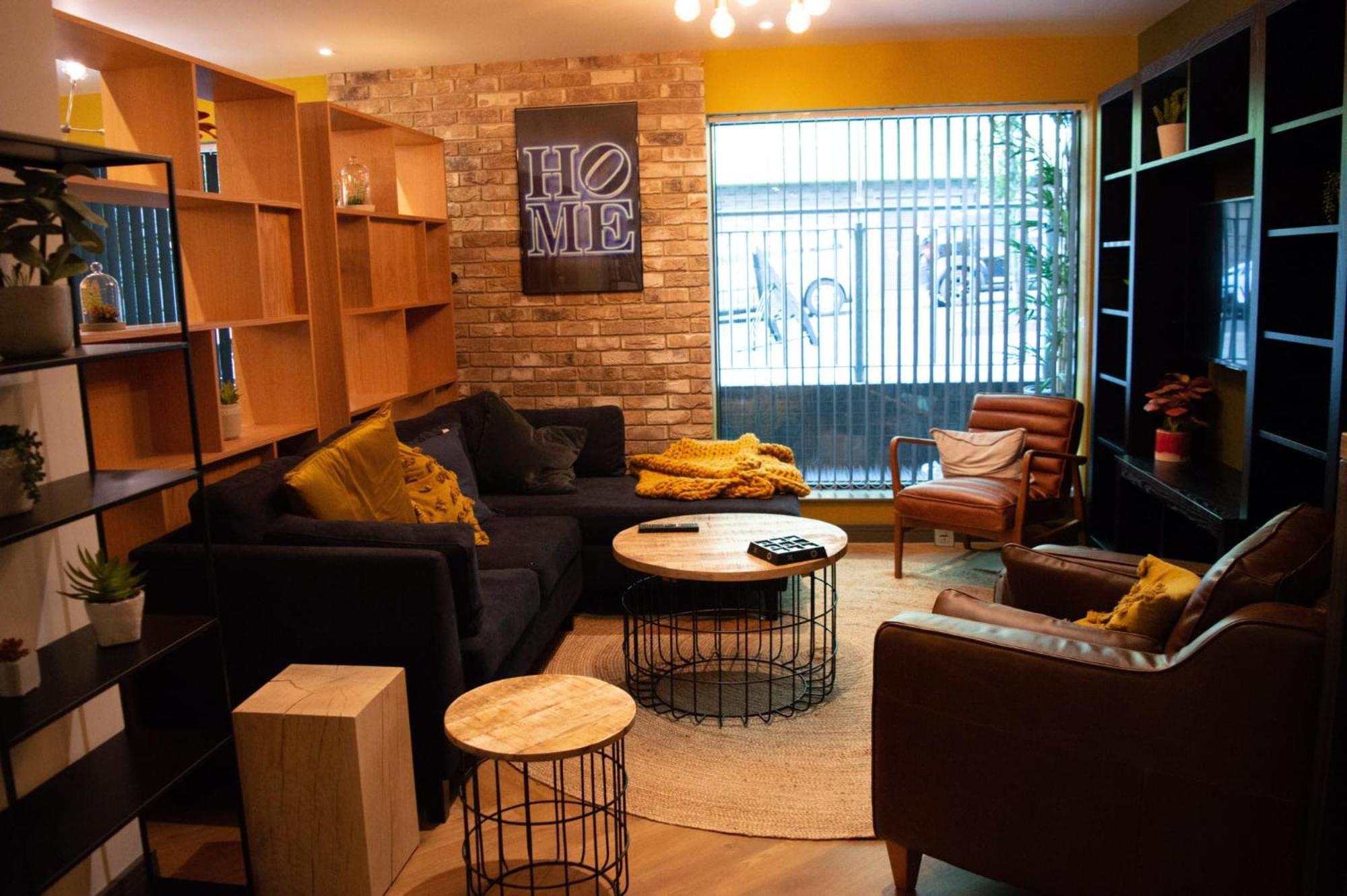 Chic Student Only And Ensuites At St Point In *