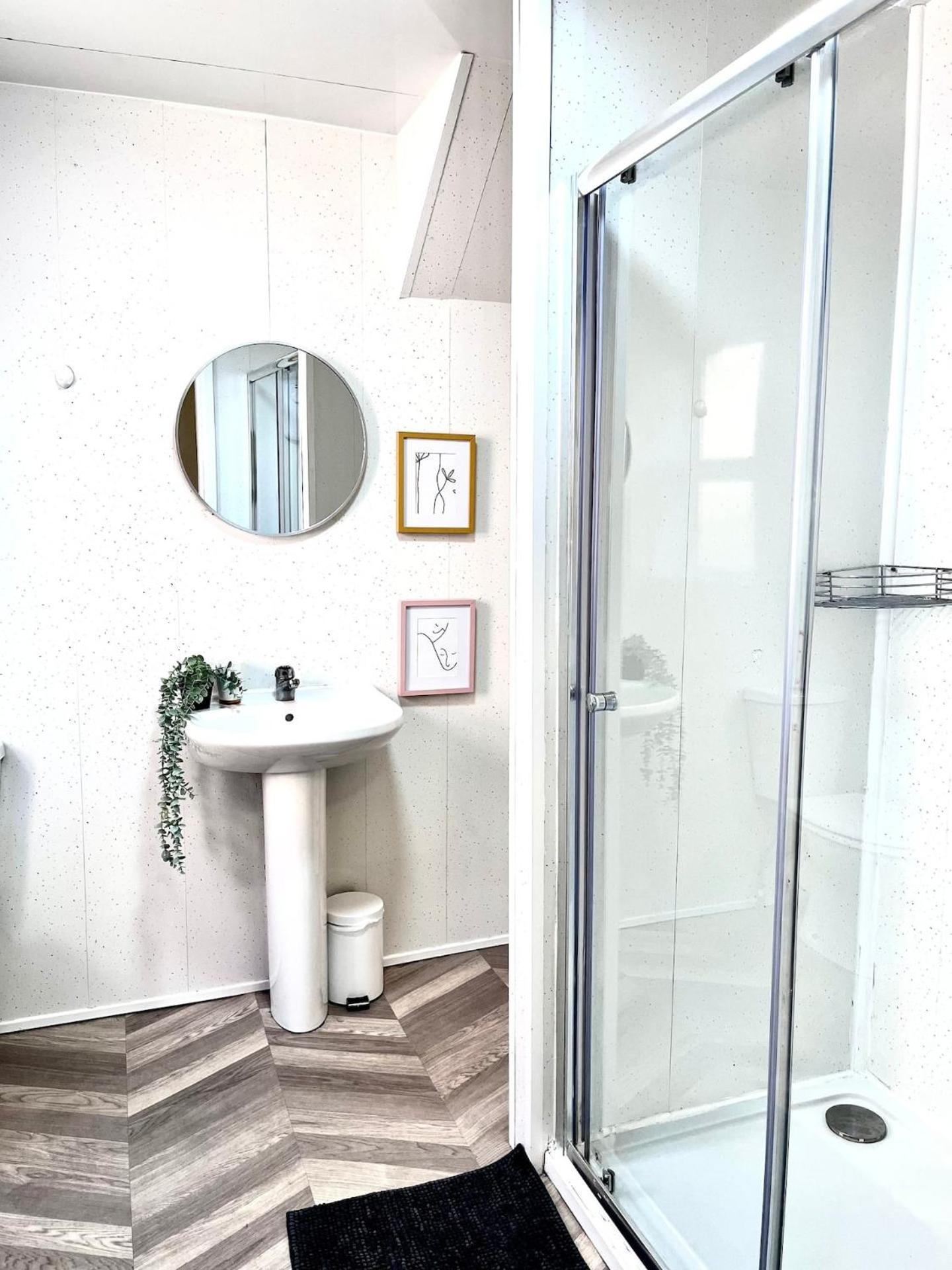 Centrally Located Apartment-free Parking Aparthotel