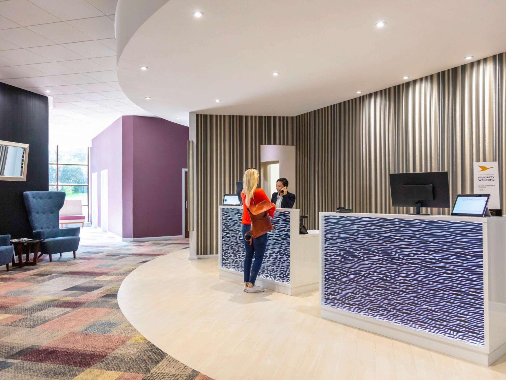 Hotel Novotel Airport 4*
