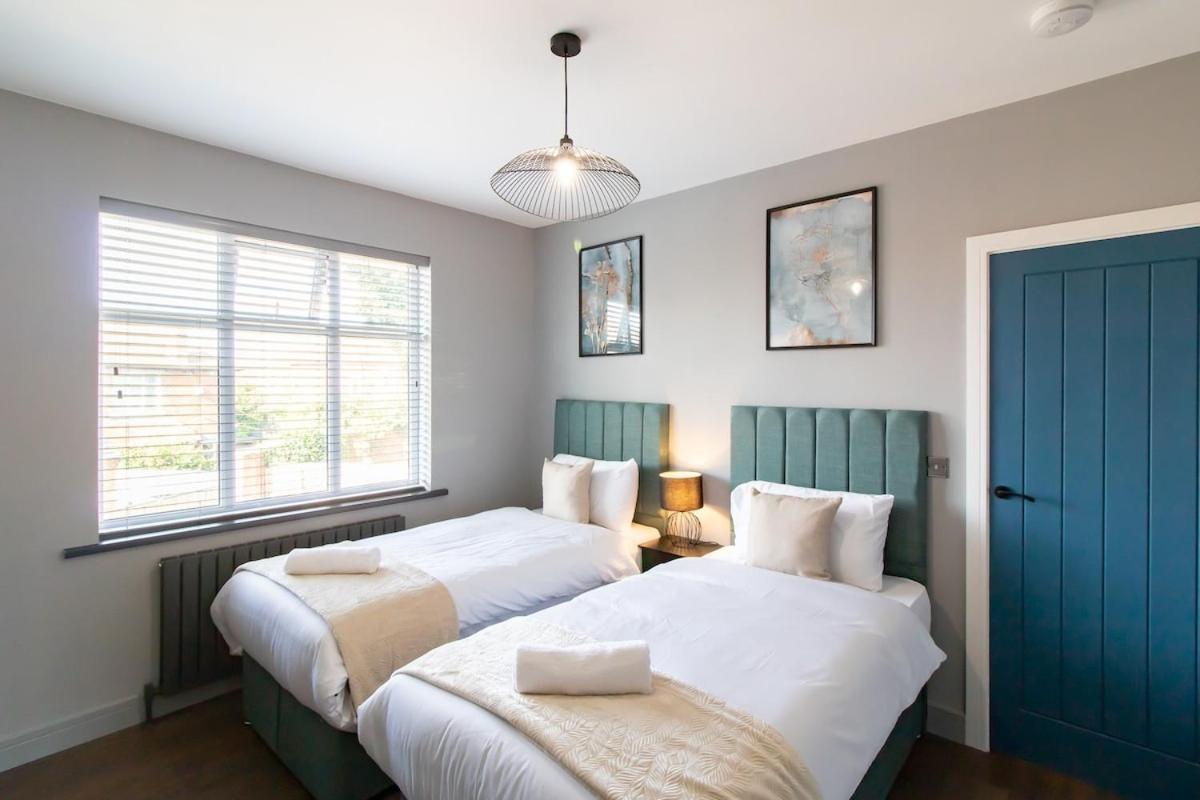 Luna Apartment-3bed Sleeps 6 - Familycontractors *