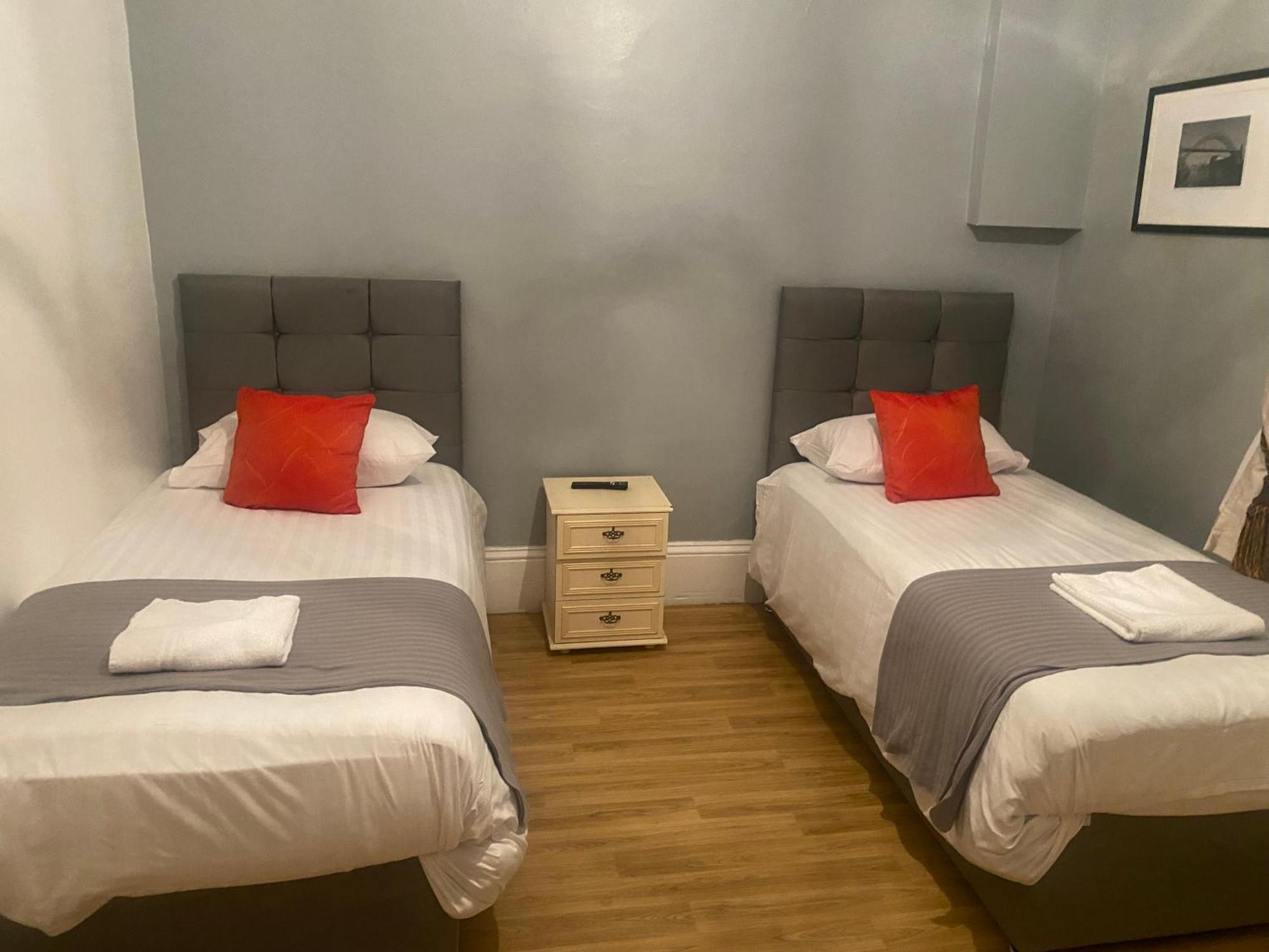 The Clifton Hotel 3*