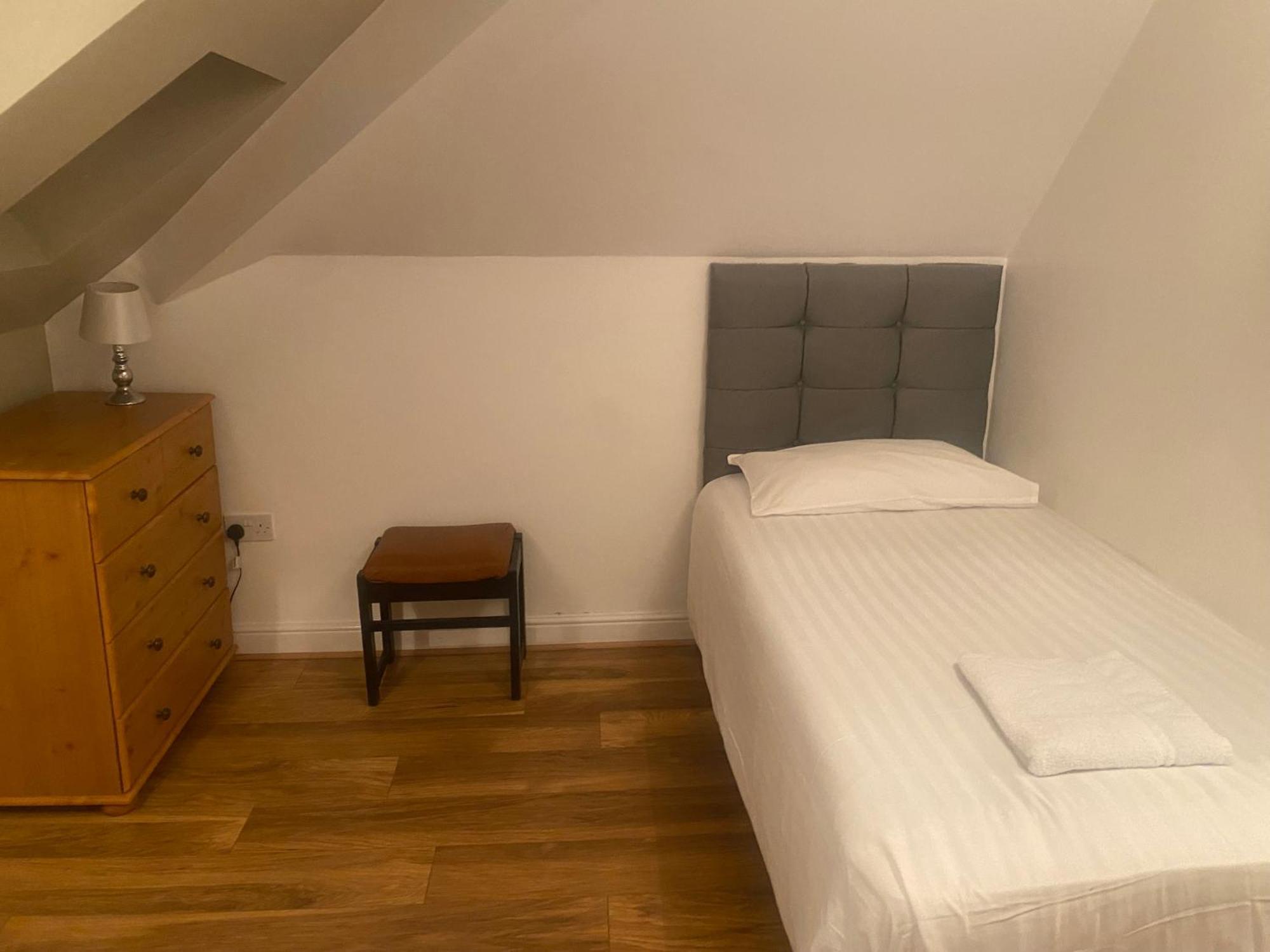 Hotel The Clifton