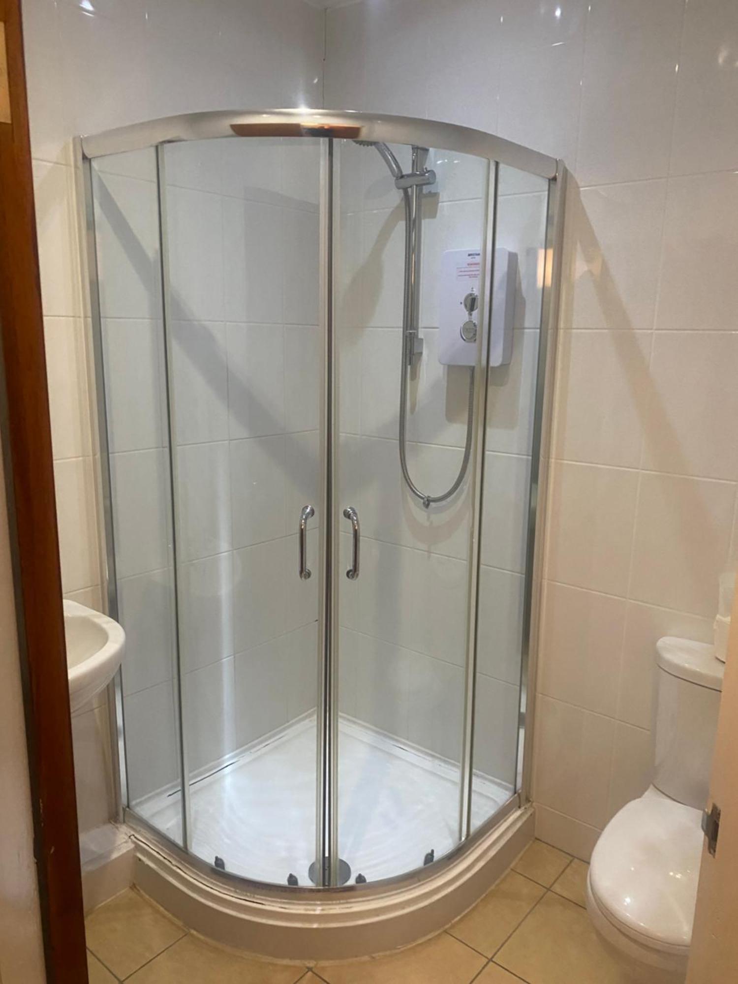 The Clifton 3*