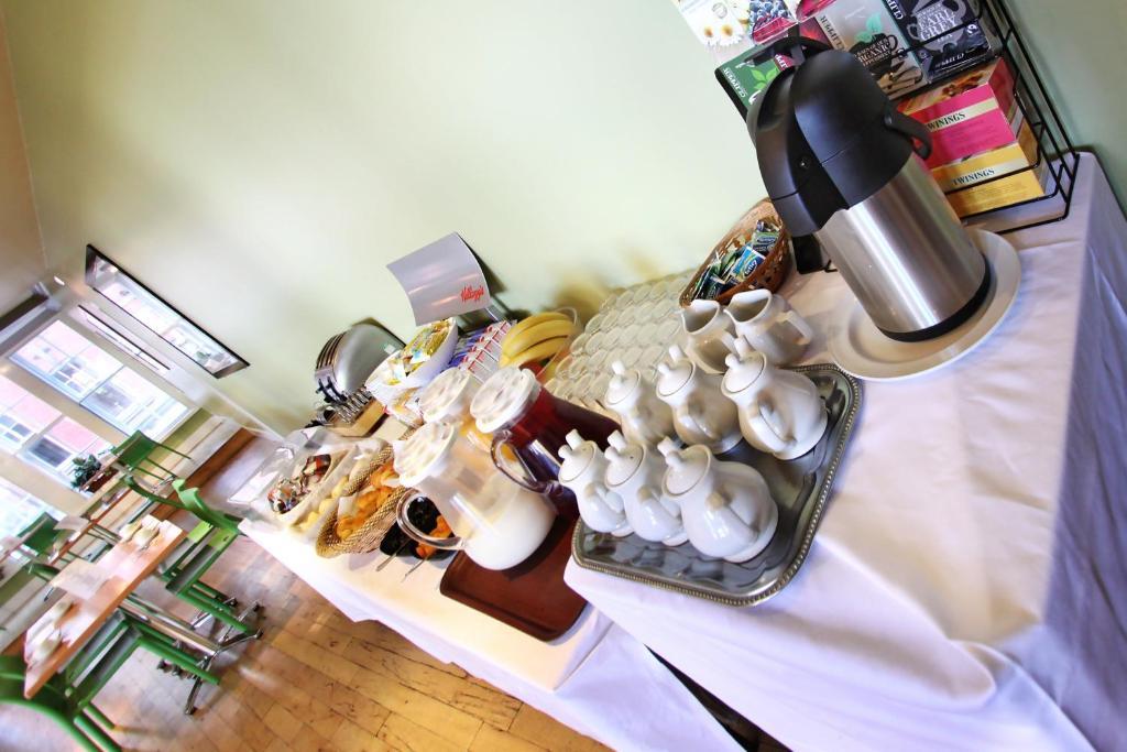 Surtees Hotel 3*