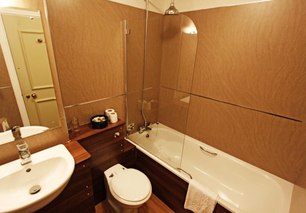 Hotel Surtees 3*