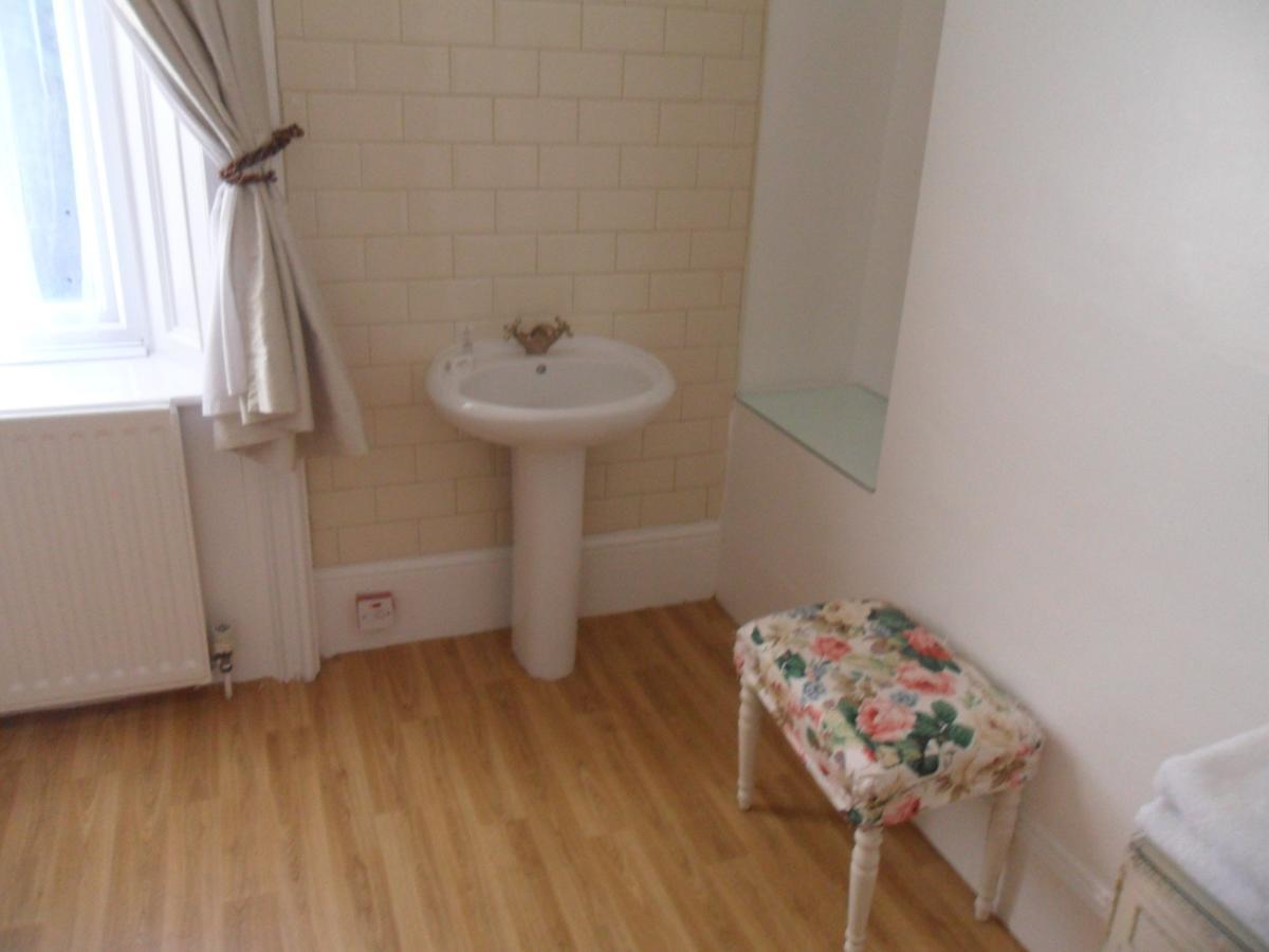 The New Clifton House 3* Newcastle upon Tyne