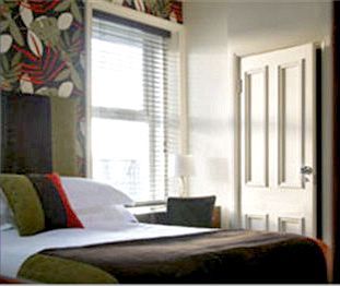The Townhouse 4* Newcastle upon Tyne