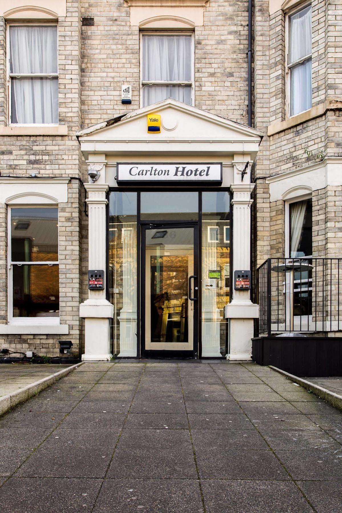 Carlton Hotel 3*
