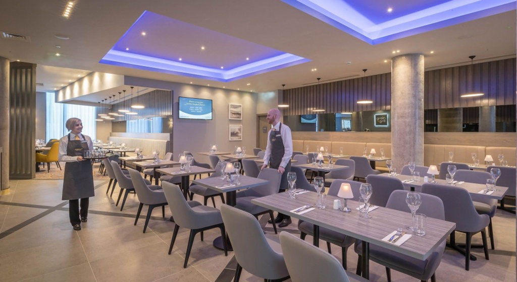 Maldron Hotel 4*